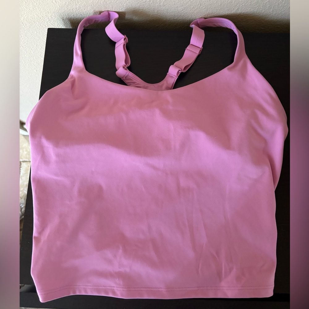 Vuori pink crop tank